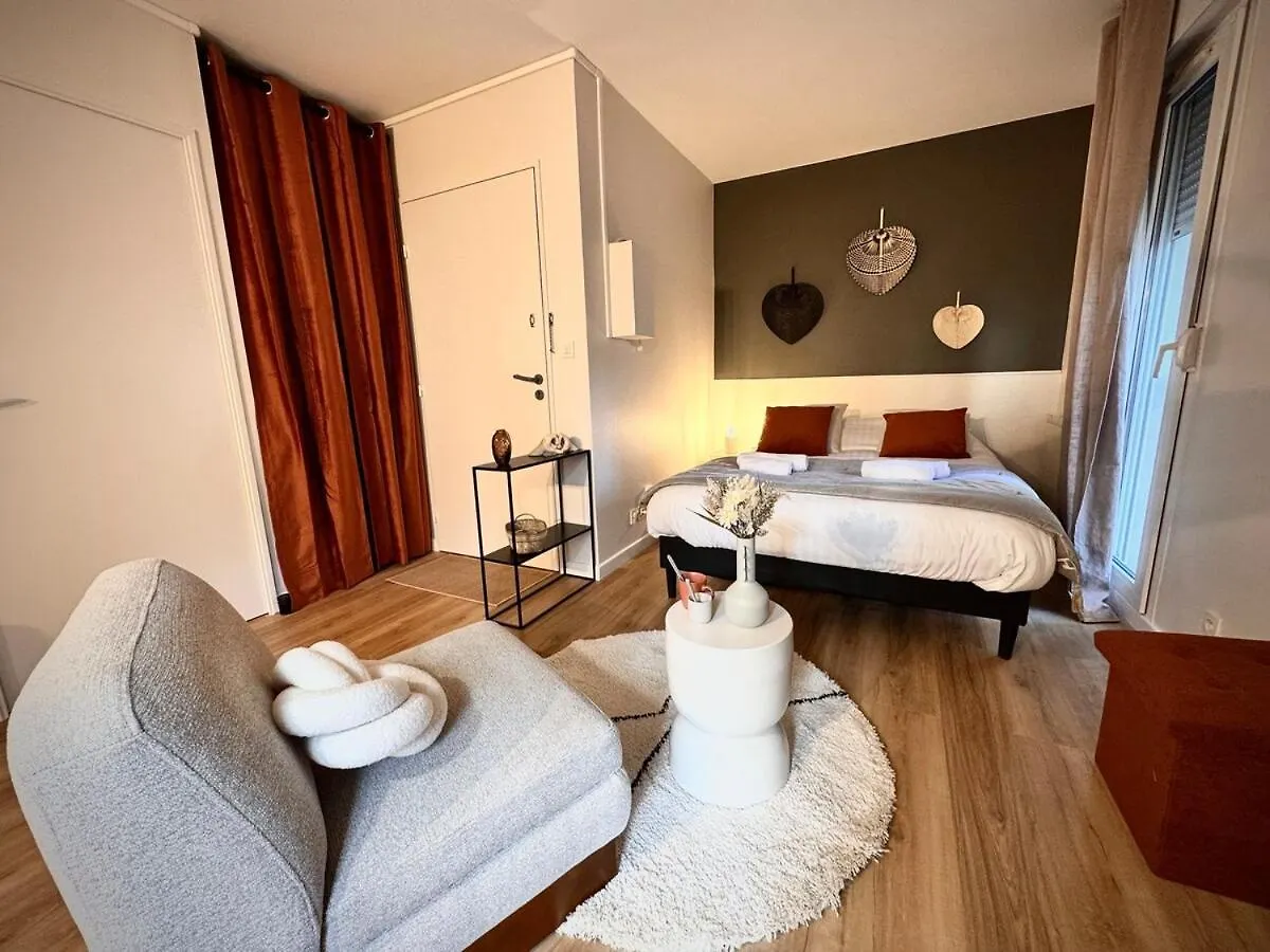 Le Braseo, Nice Studio With Parking In レンヌ アパート