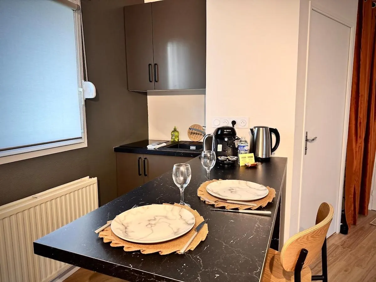 Le Braseo, Nice Studio With Parking In レンヌ