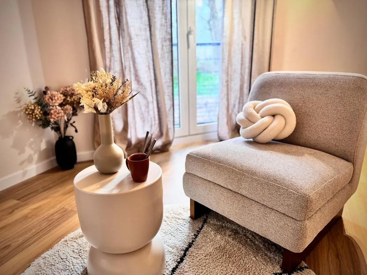 Le Braseo, Nice Studio With Parking In レンヌ